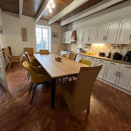 Holiday home Du Dolmen Guiscriff